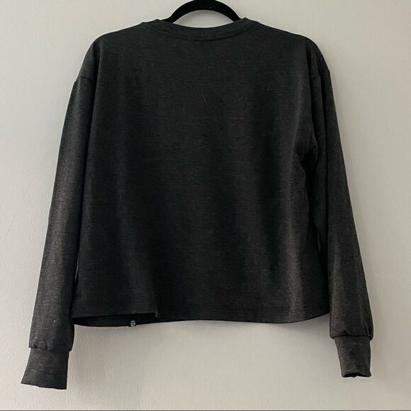 Circle X Need Space Graphic Long Sleeve Top Small - Picture 7 of 7